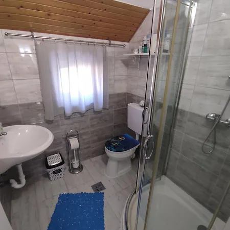 Viola Apartmanhaz Bogács