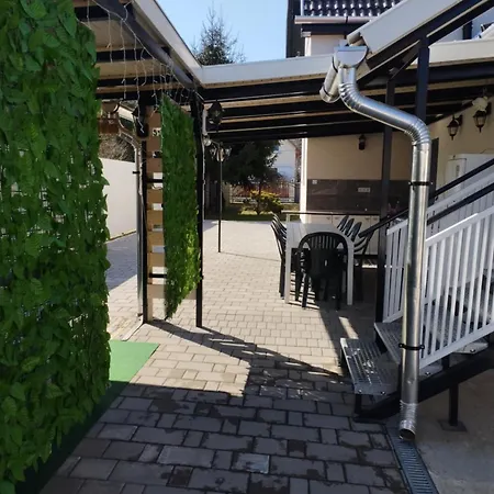 Viola Apartmanhaz 公寓 Bogács