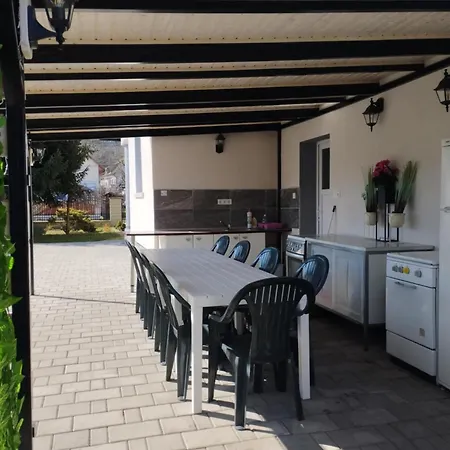 Viola Apartmanhaz