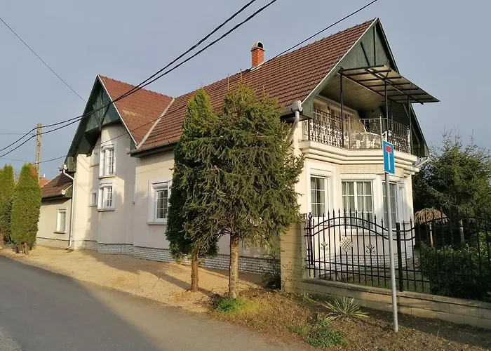 Viola Apartmanhaz * Bogács